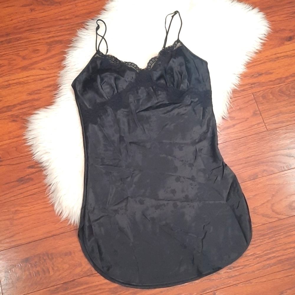 Lindsey Roscoe Vintage Black Slip